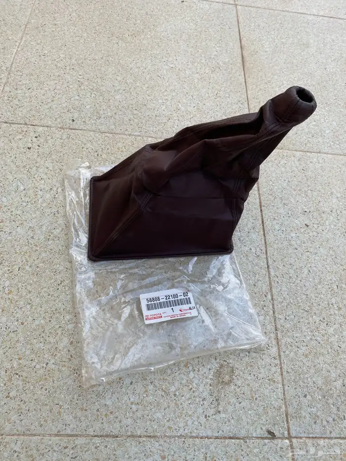 بضاعة قطع غيار تايوتا قديم اصلي منوعه 3