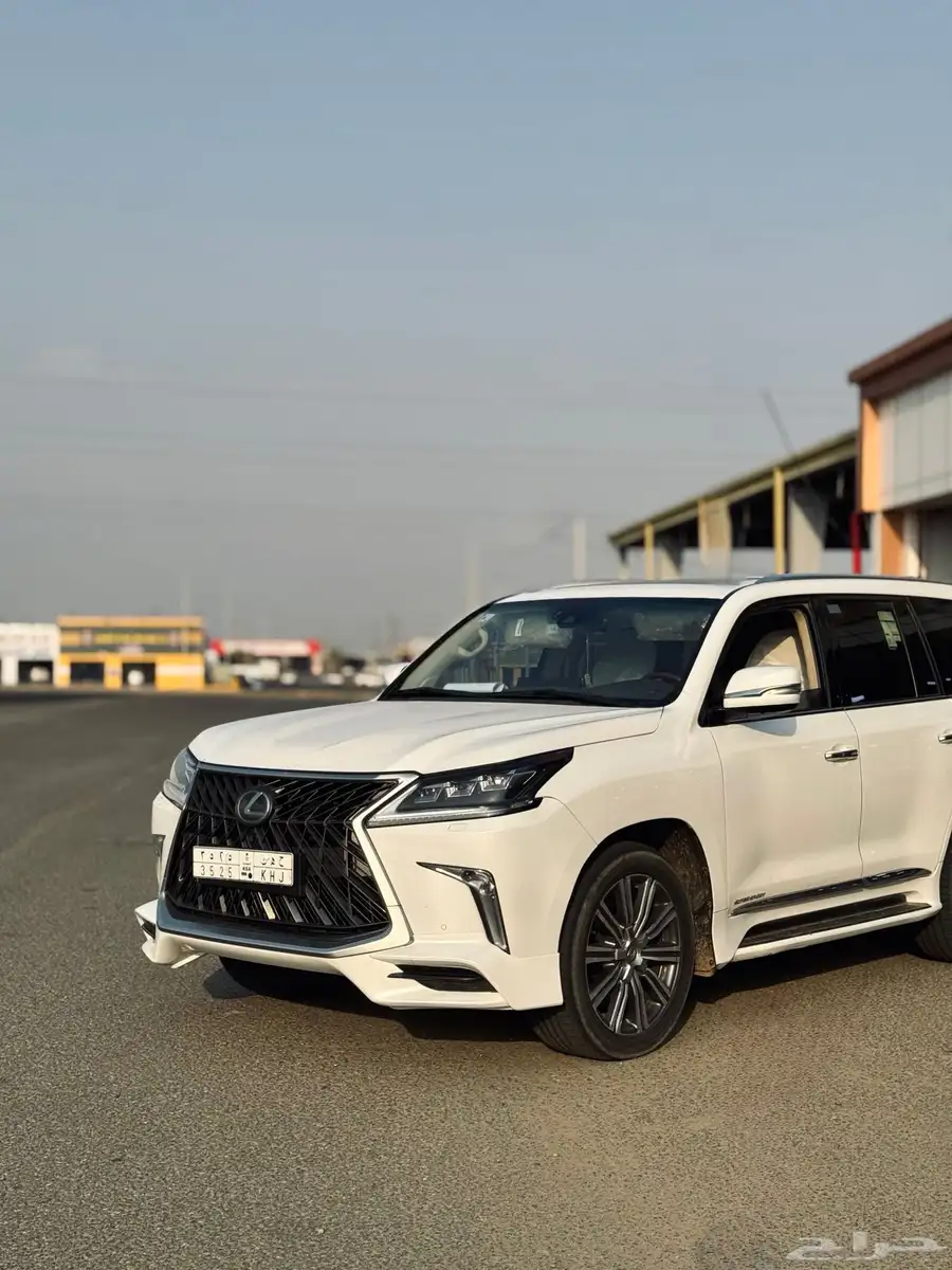 ليكزس 2016 LX570S 2