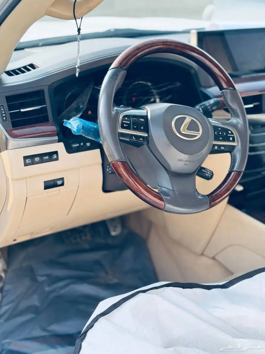 ليكزس 2016 LX570S 5