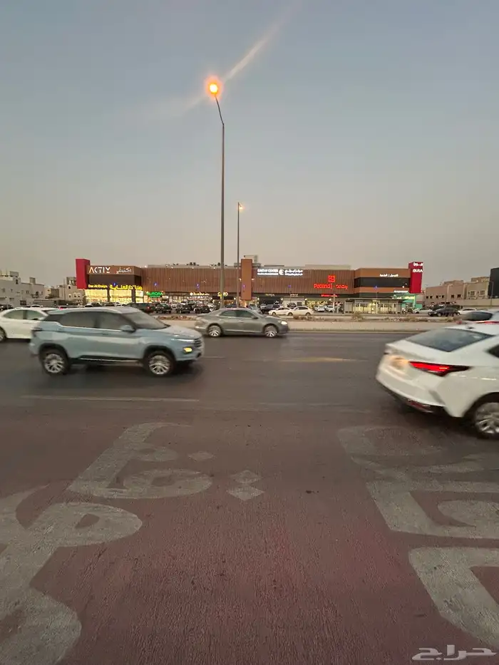 معرض ميزانين للإيجار بحي المغرزات 1