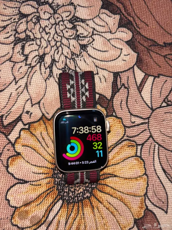 ابل واتش se 44 0