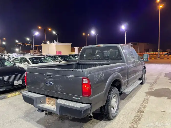 فورد F350 وكاله على الشوط مخزن ماشي120 تشيكات وكاله(تم البيع 5