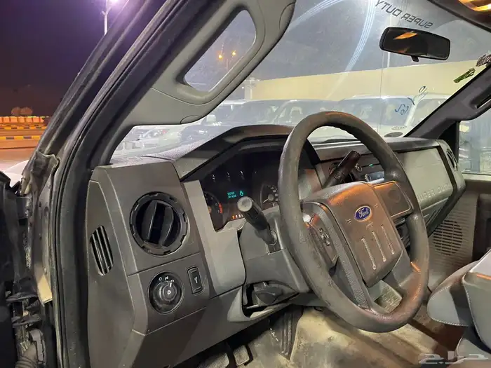 فورد F350 وكاله على الشوط مخزن ماشي120 تشيكات وكاله(تم البيع 13