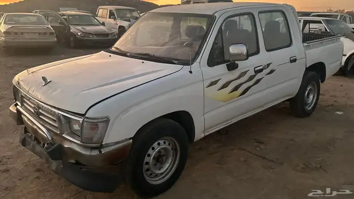 قطع غيار هايلكس 1999 غمارتين تشليح 6