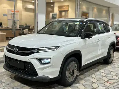 تويوتا أوربان كروزر GLX بنوراما بروجكتر 0