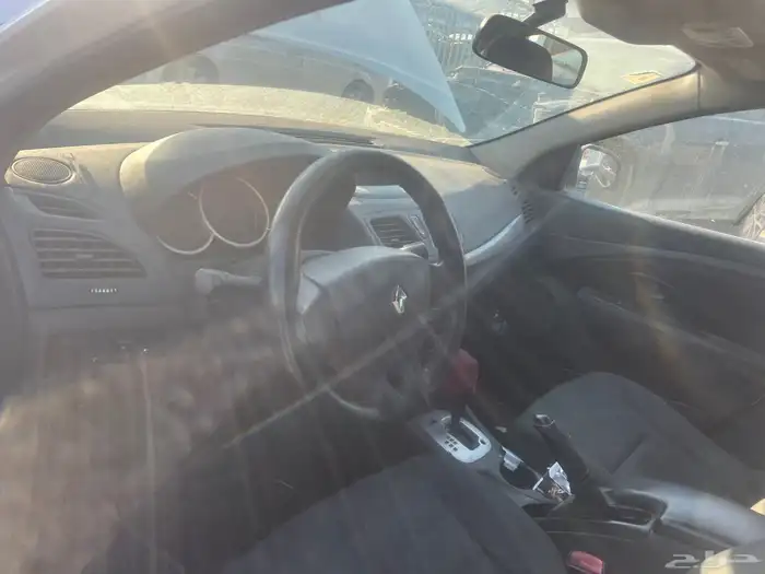 قطع غيار رينو افلنس 5