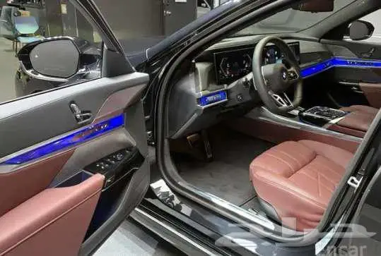 BMW الفئة السابعة - 7 Series 5