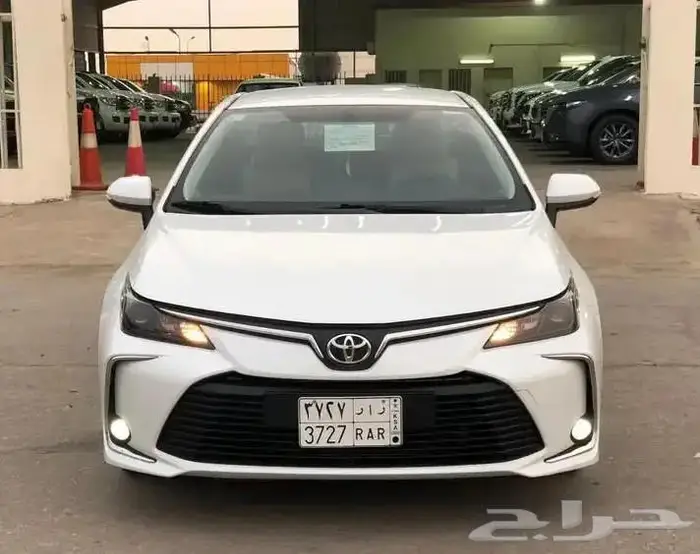 معرض الوسام الجديد بالجبيل للسيارات المميزه 27