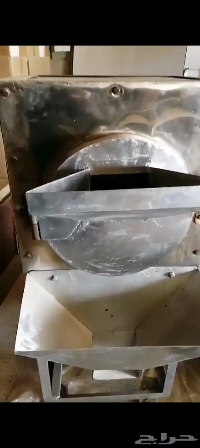 عدة محل محمصة كامل للبيع 11