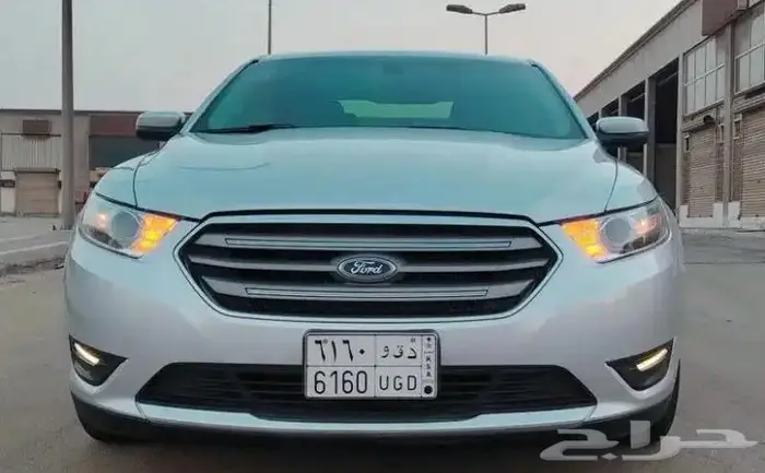 معرض الوسام الجديد بالجبيل للسيارات المميزه 18