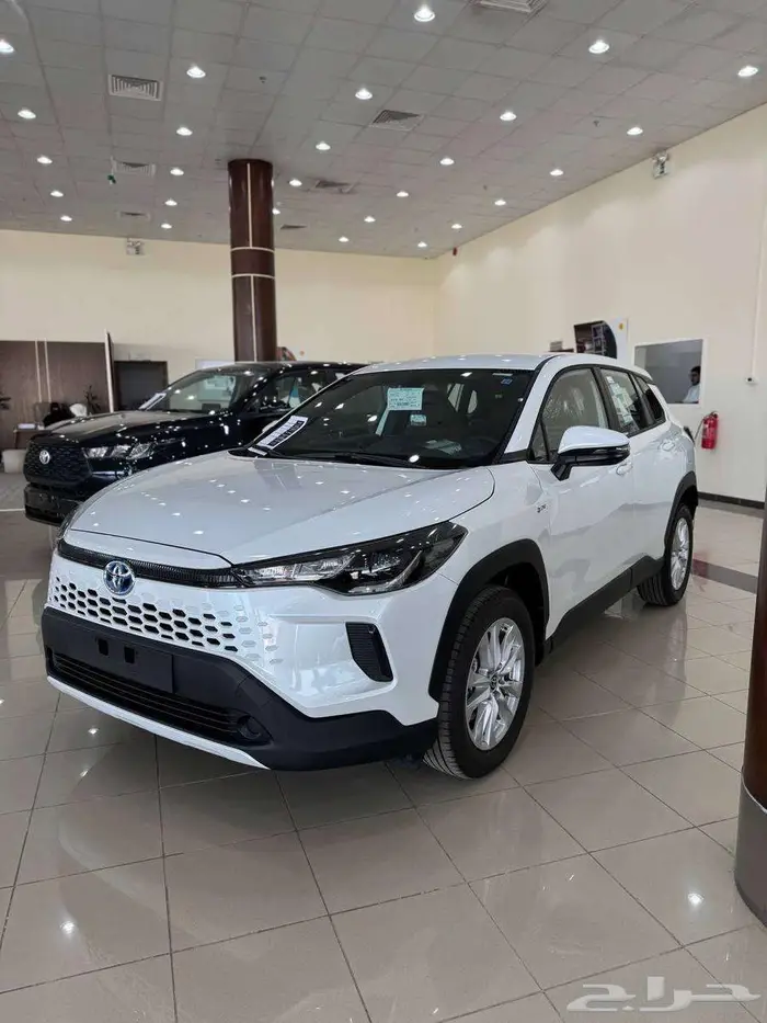 كورولا كروس 2025 عرض حصري 1