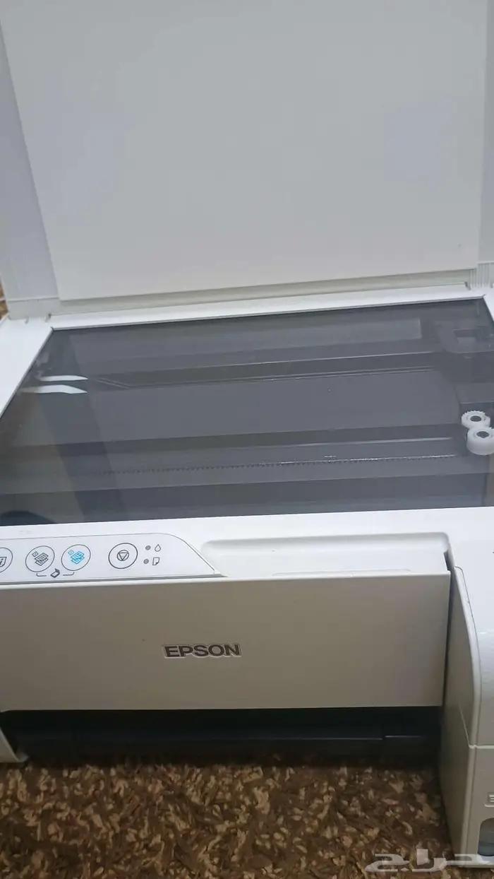 طابعة ماركة EPSON 9