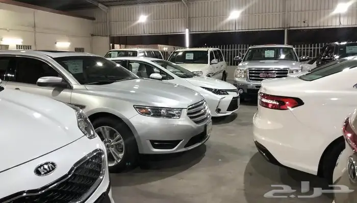 معرض الوسام الجديد بالجبيل للسيارات المميزه 46