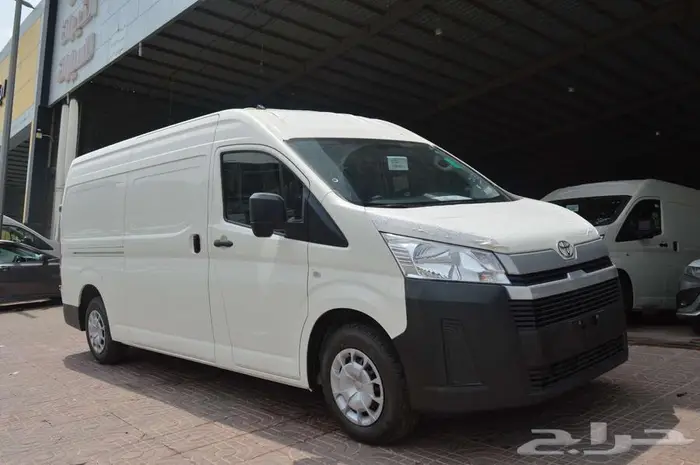 تويوتا باص هايس 2025 ديزل سقف مرتفع عبداللطيف جميل 5