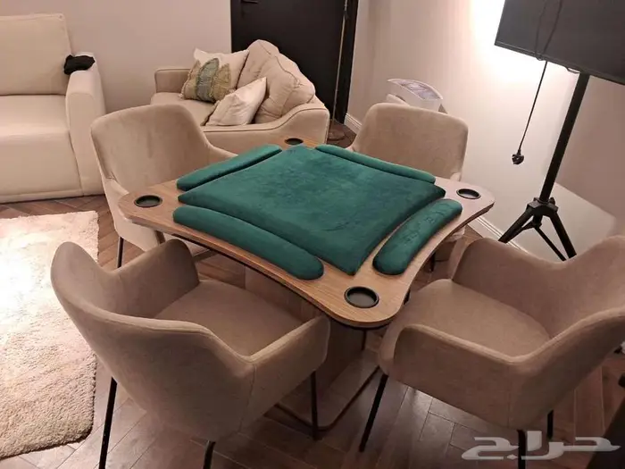 طاولة بلوت 0