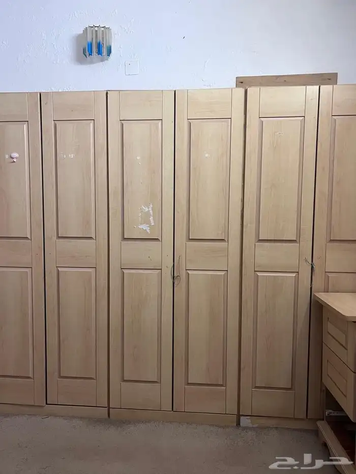 غرفة نوم من خمس قطع 3
