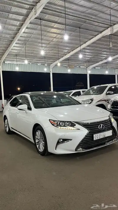 لكزس 2018 es350 شبه جديد 5