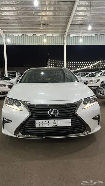 لكزس 2018 es350 شبه جديد 1