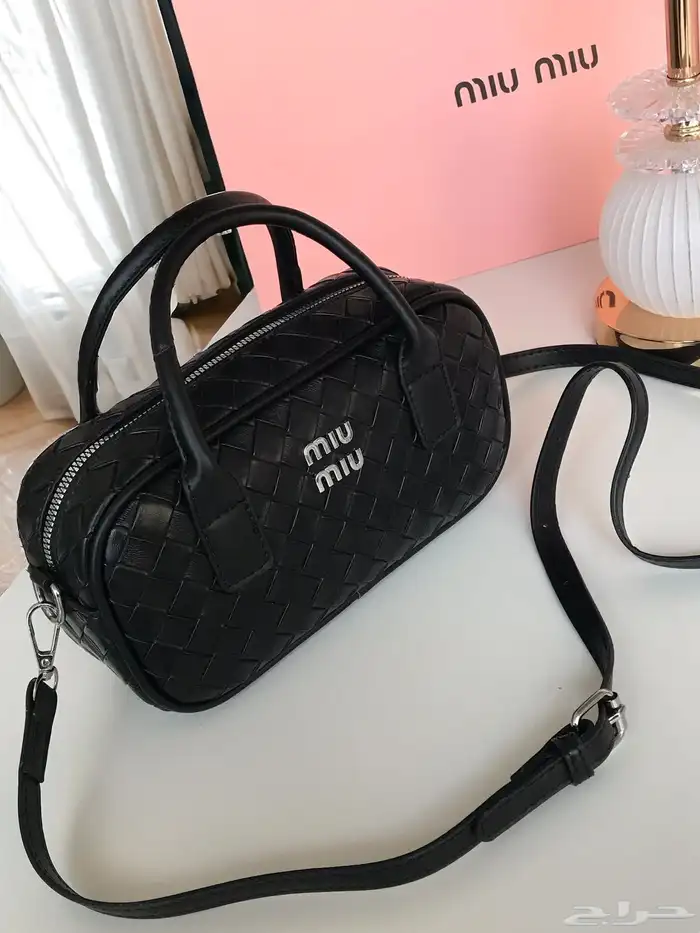 شنط ميوميو   كوتش بعدة احجام وعدة اشكال مع جميع الملحقات 34