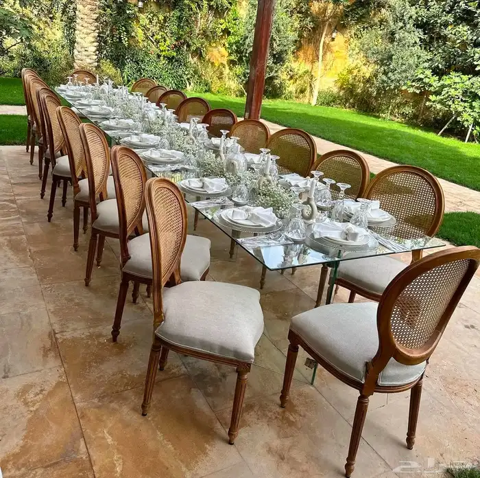 تاجير طاولة طعام 2