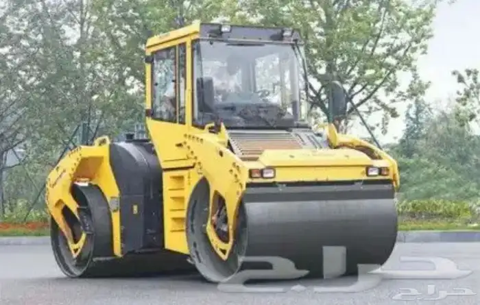 مقاول أسفلت جديد ومقشوط ومستخدم توريد وتنفيذ مع رش مادةMC1 3