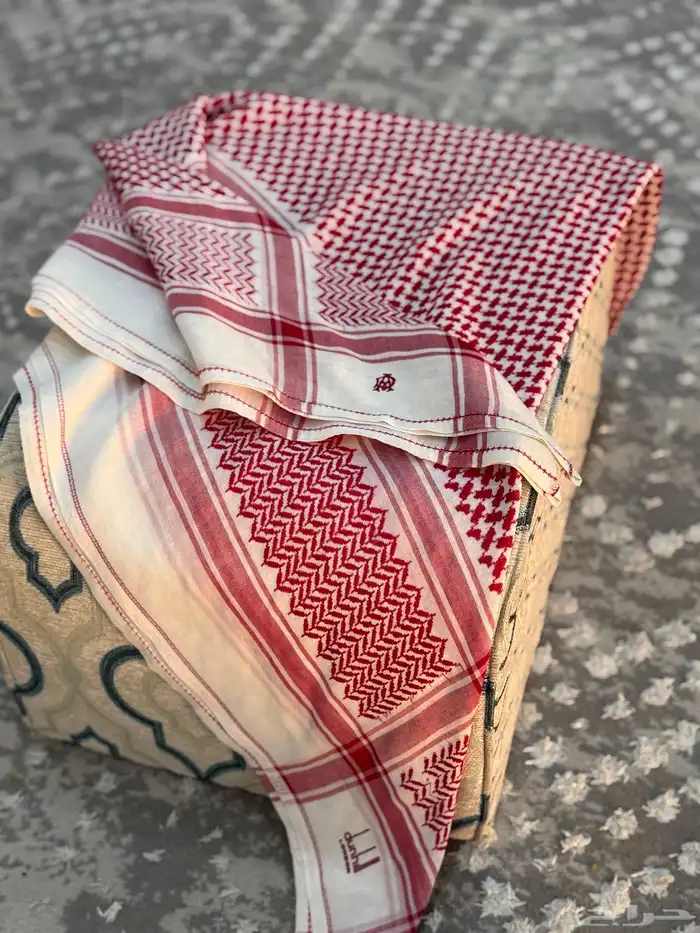 شماغ دنهل الاصلي القديم شماغ البسام اصدار قديم اتوقع2008 1