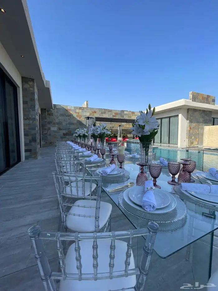 تاجير طاولة طعام 1