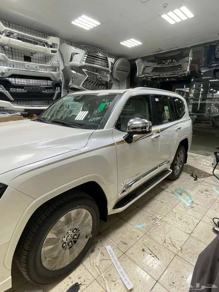 خط VXR لاندكروزر 2025 2