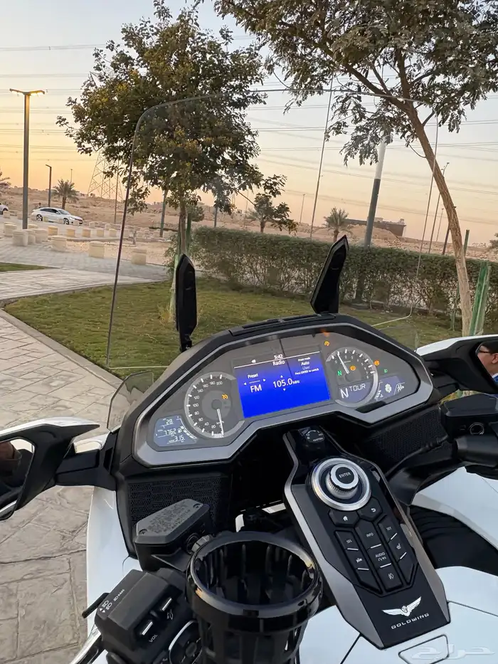دباب هوندا قولدوينق 2022 28