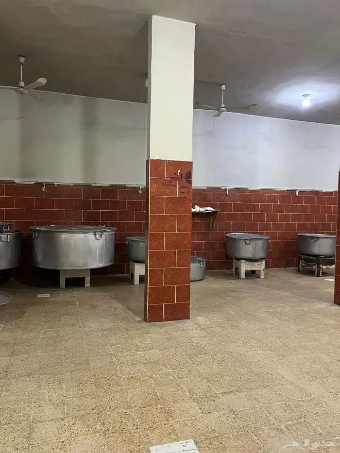 مطبخ للبيع بجميع معداته 1