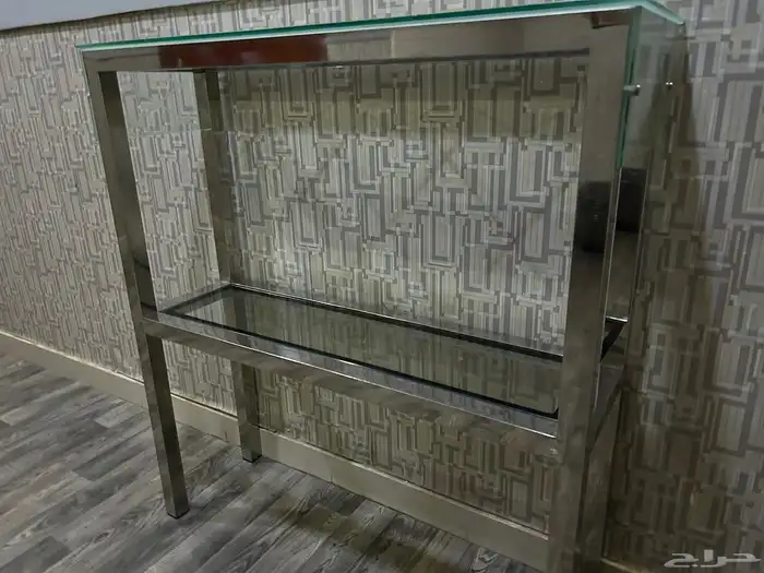 طاوله للبيع 0