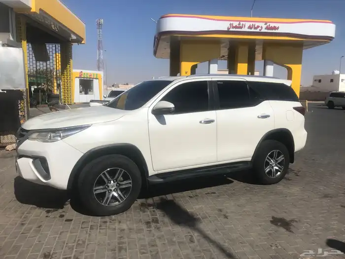 فورشنر 2019 ديزل ماشي 300 جوال 1