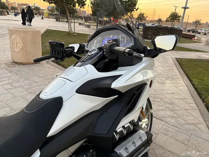 دباب هوندا قولدوينق 2022 23