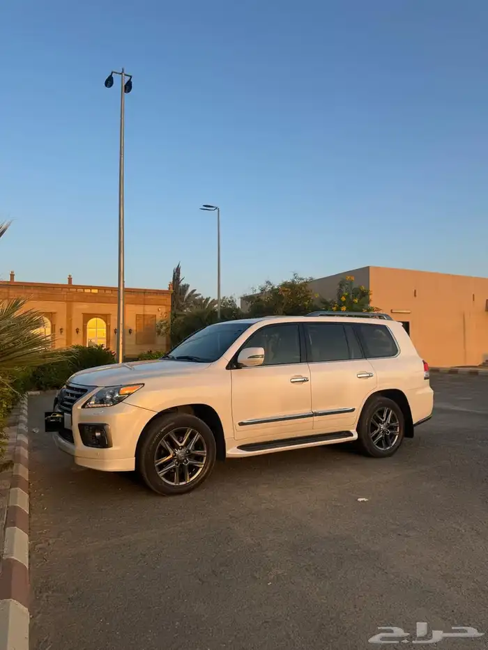 لكزس LX570 فل كامل سعودي 2014 تم البيع مباع 1