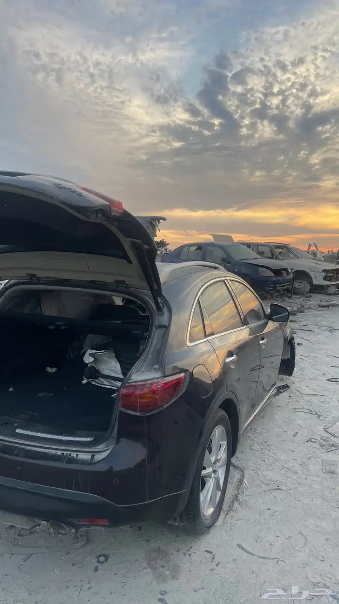 QX70 2016قطع غيار فقط 16