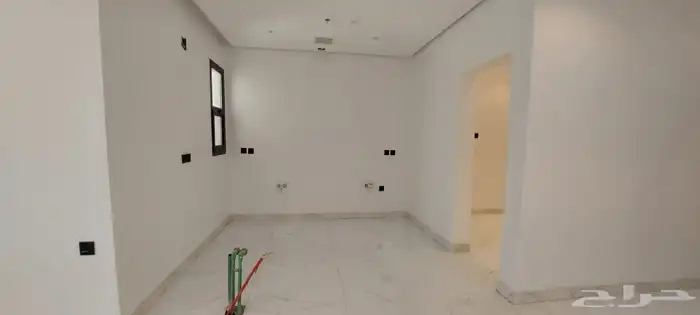 للبيع شقة بحي النرجس 2