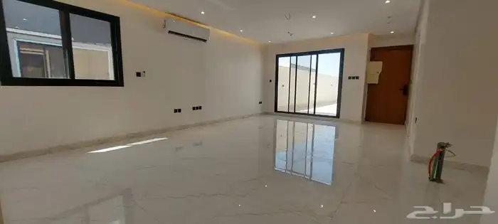 للبيع شقة بحي النرجس 0