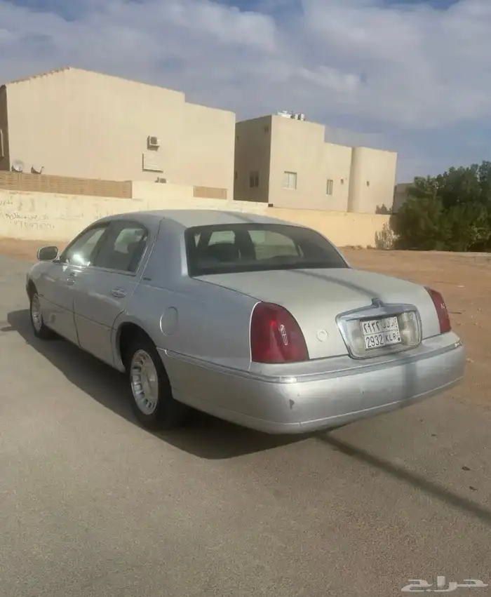 لنكن تاون كار مديل 2000 1
