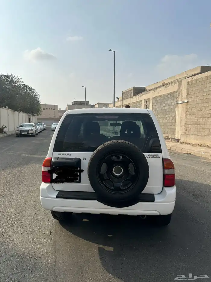 سوزوكي فيتارا بلاك اديشن 3