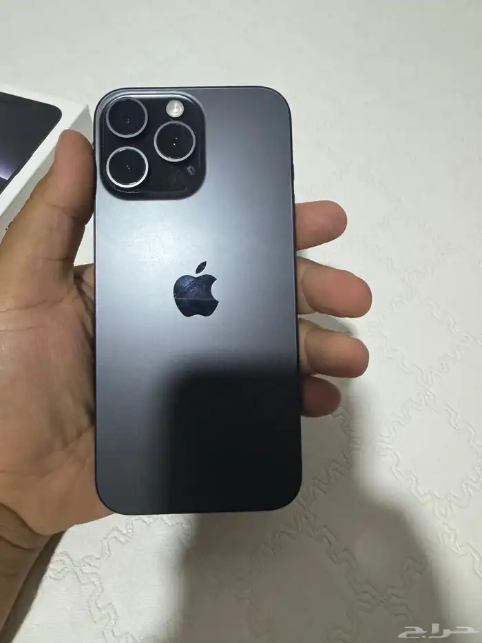 ايفون 16 برو ماكس مستعمل ( الاحساء 3