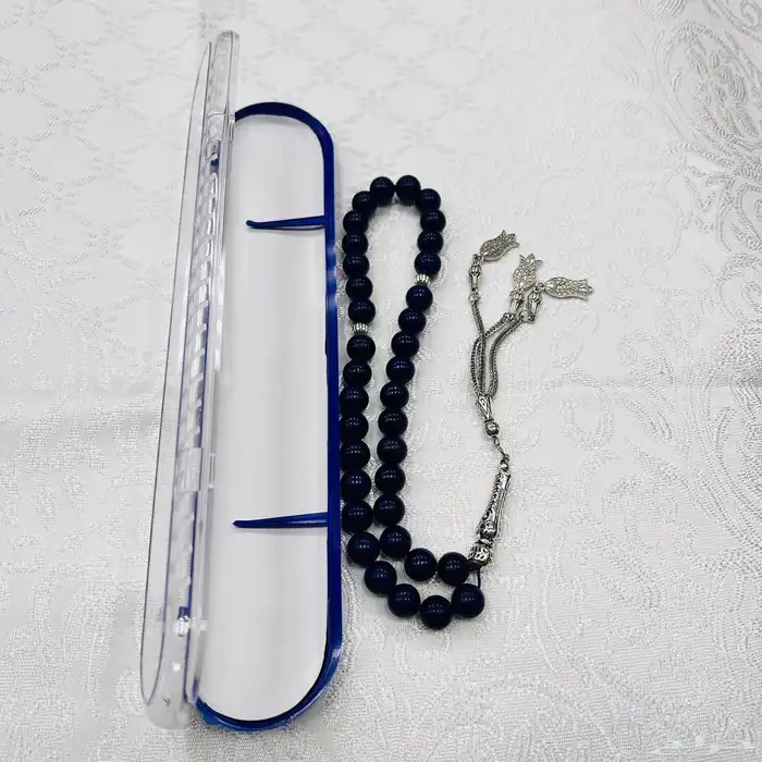 سبحة خرز من حجر اللازورد المميز 1
