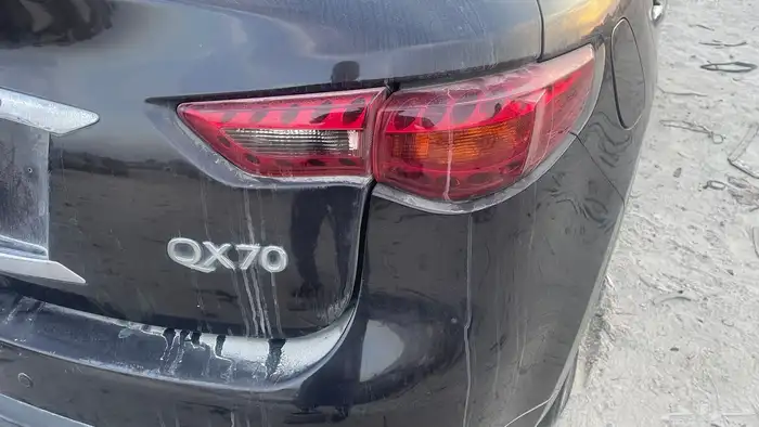 QX70 2016قطع غيار فقط 22