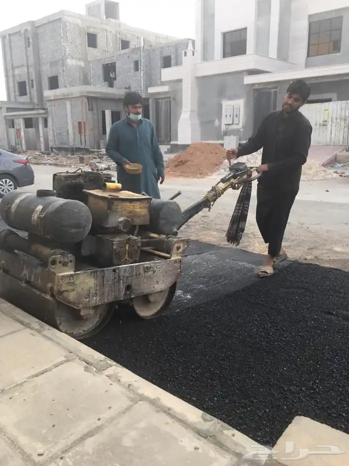 يوجد عمال زفلته 1