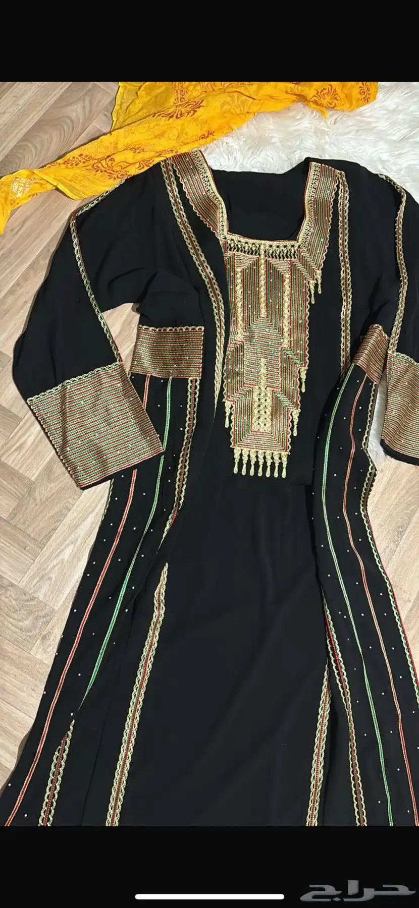 ثوب عسيري مع المنديل الأصفر 1