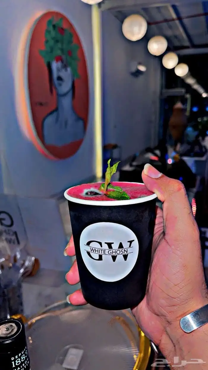 فرصة إستثمارية واعدة مقهى للتقبيل بأرقى أحياء جازان . 1