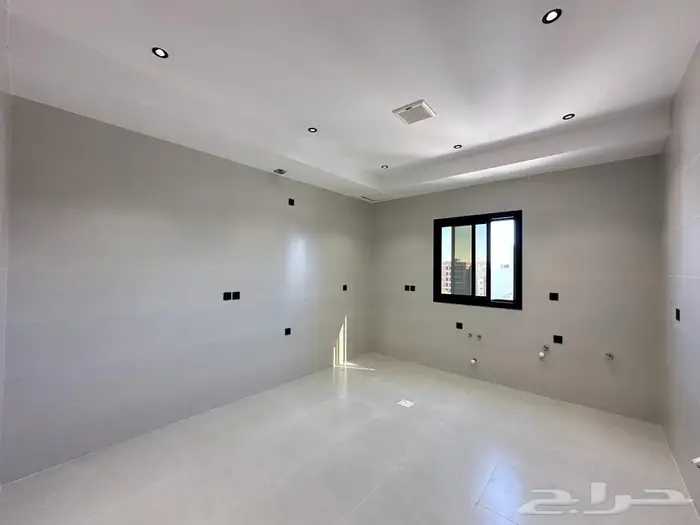 4 غرف 131 م موقع و تفصيل و تشطيب مميز جدا 6