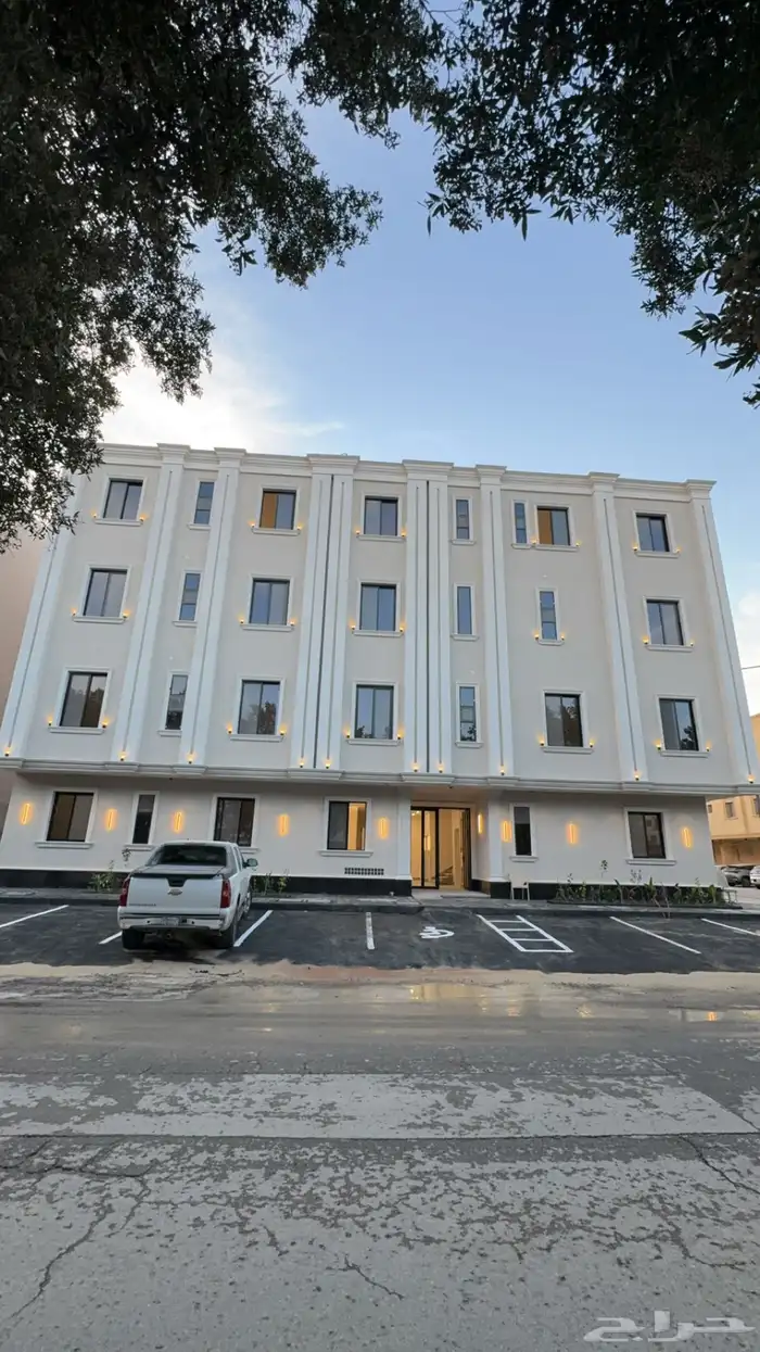 شقة تمليك للبيع حي السعادة أدوار وفلل سكنية قريب محطة القطار 4