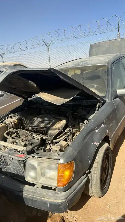 للبيع قطع غيار مرسيدس بطه موديل 91 تشليح 0