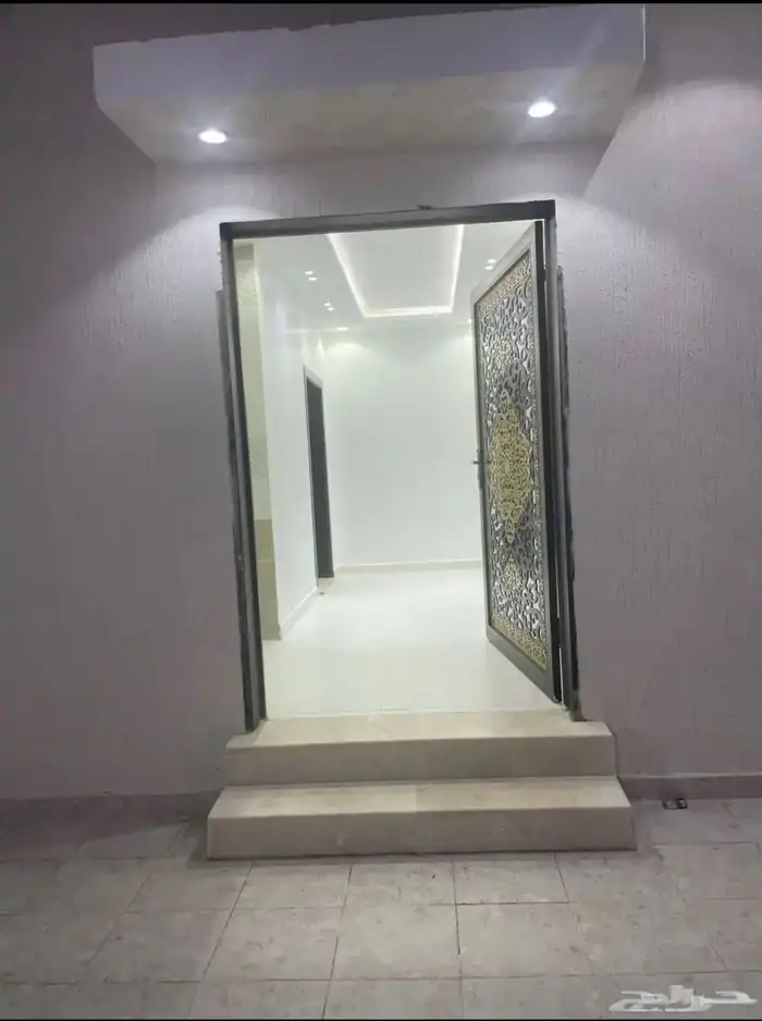 فله فاخره للبيع4 شوارع حي الواسط 4