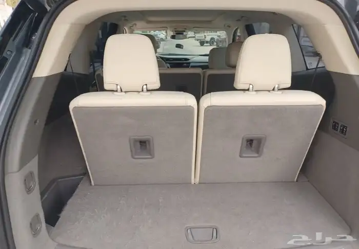 كاديلاك XT6 فل كامل 21